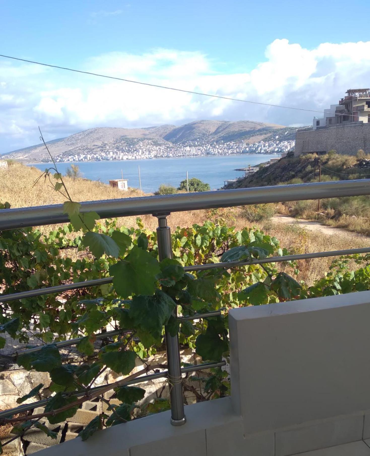 Blue Mare Apartments Sarandë Eksteriør billede