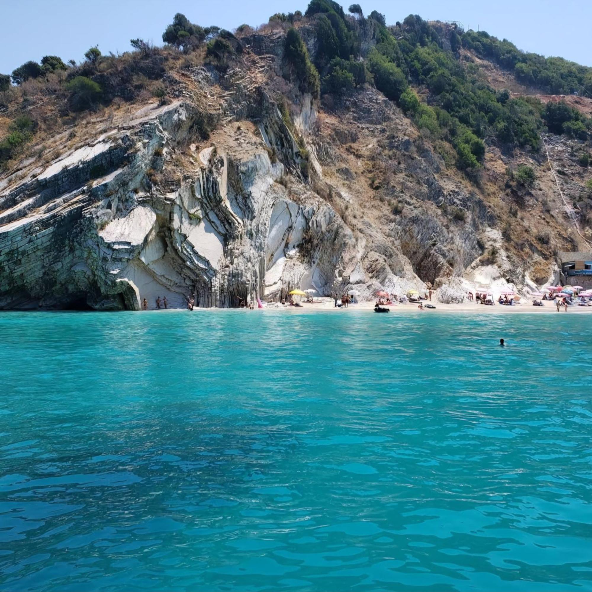 Blue Mare Apartments Sarandë Eksteriør billede