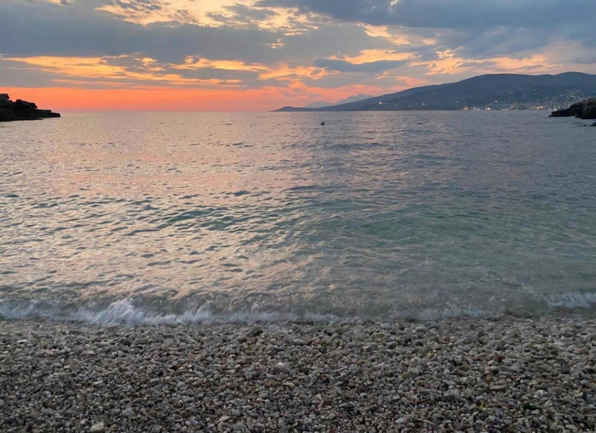 Blue Mare Apartments Sarandë Eksteriør billede