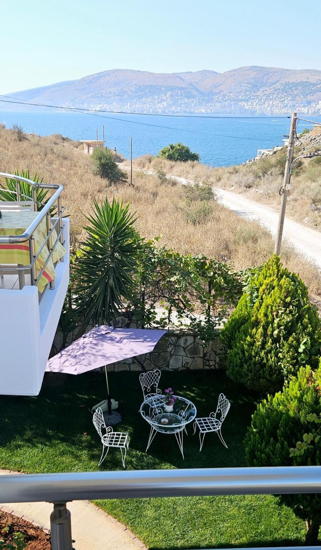 Blue Mare Apartments Sarandë Eksteriør billede