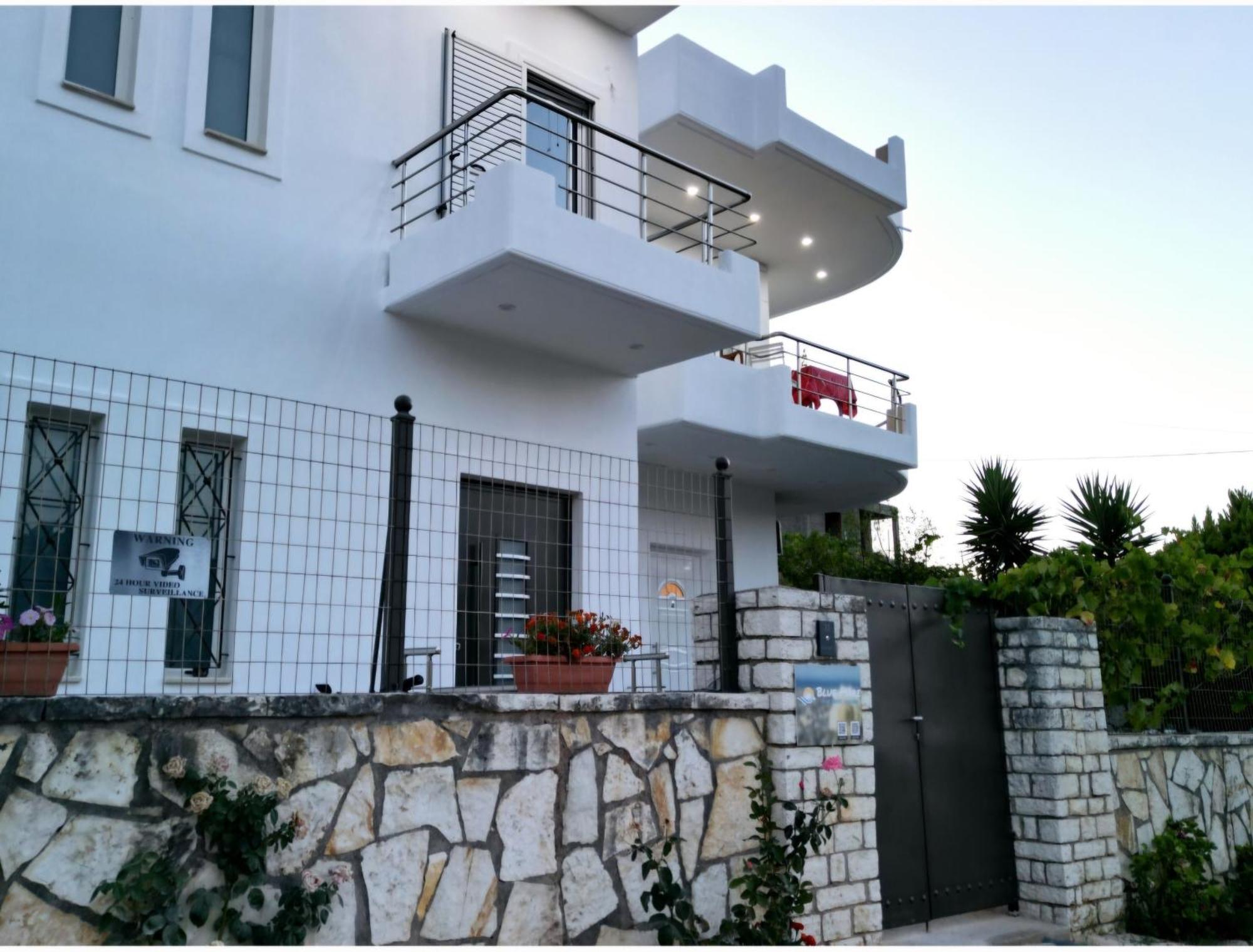 Blue Mare Apartments Sarandë Eksteriør billede